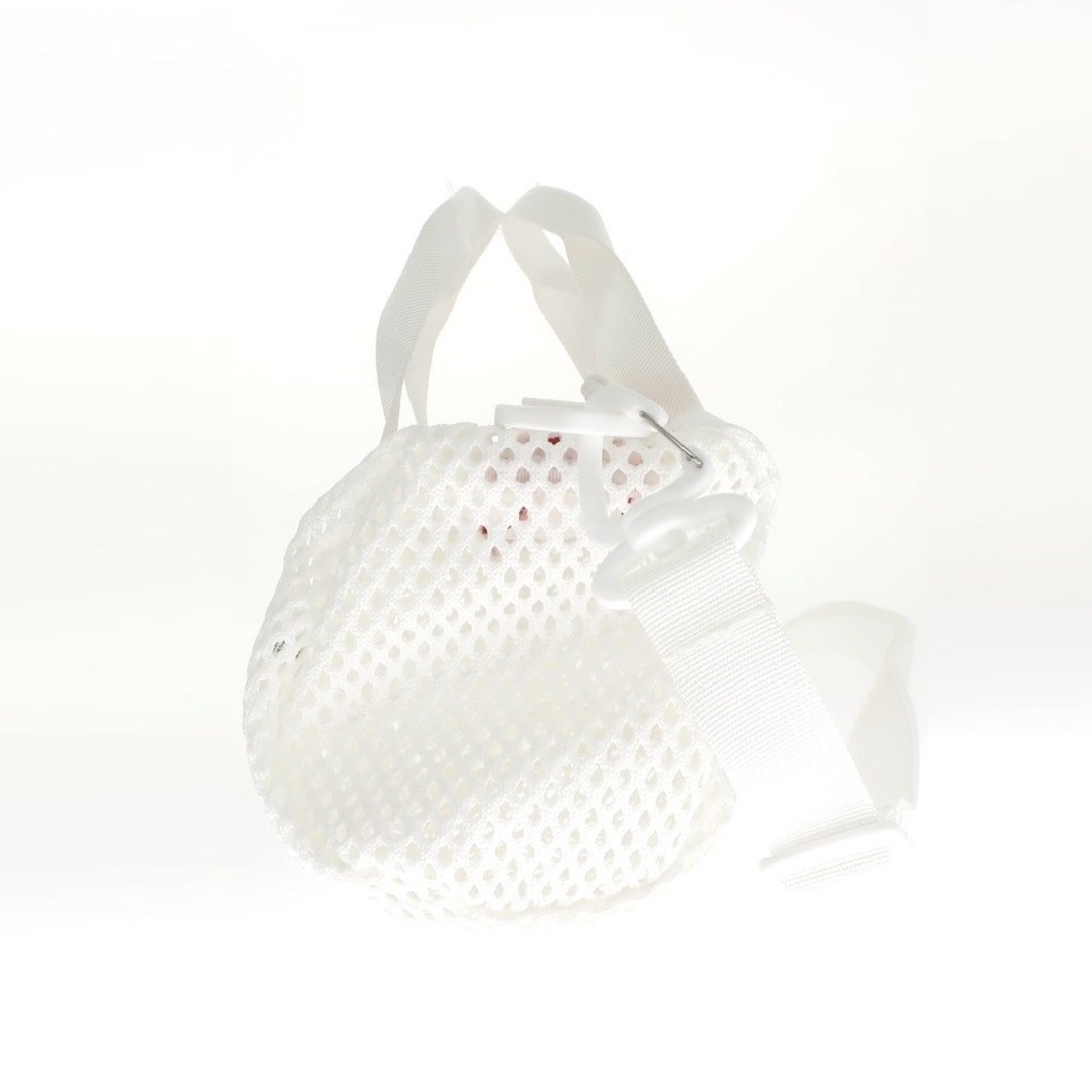 Supreme(シュプリーム)の【中古】シュプリーム Supreme 2023年春夏 Mesh Mini Duffle Bag ポリエステルメッシュ ショルダーバッグ ホワイトxレッド【W24.5xH13.5】【メンズ】 メンズのバッグ(ショルダーバッグ)の商品写真