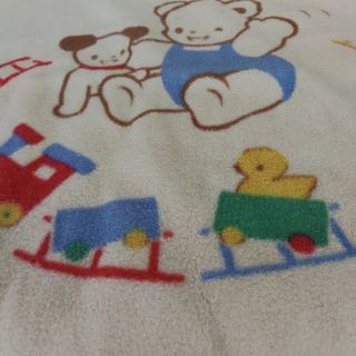 ファミリア 毛布の通販 48点 | familiarのキッズ/ベビー/マタニティを ファミリア 毛布の通販 48点 | familiarのキッズ/ベビー/マタニティを