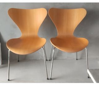 アルネヤコブセン(Arne Jacobsen)のセブンチェア2脚※注意あり(テーブル/チェア)