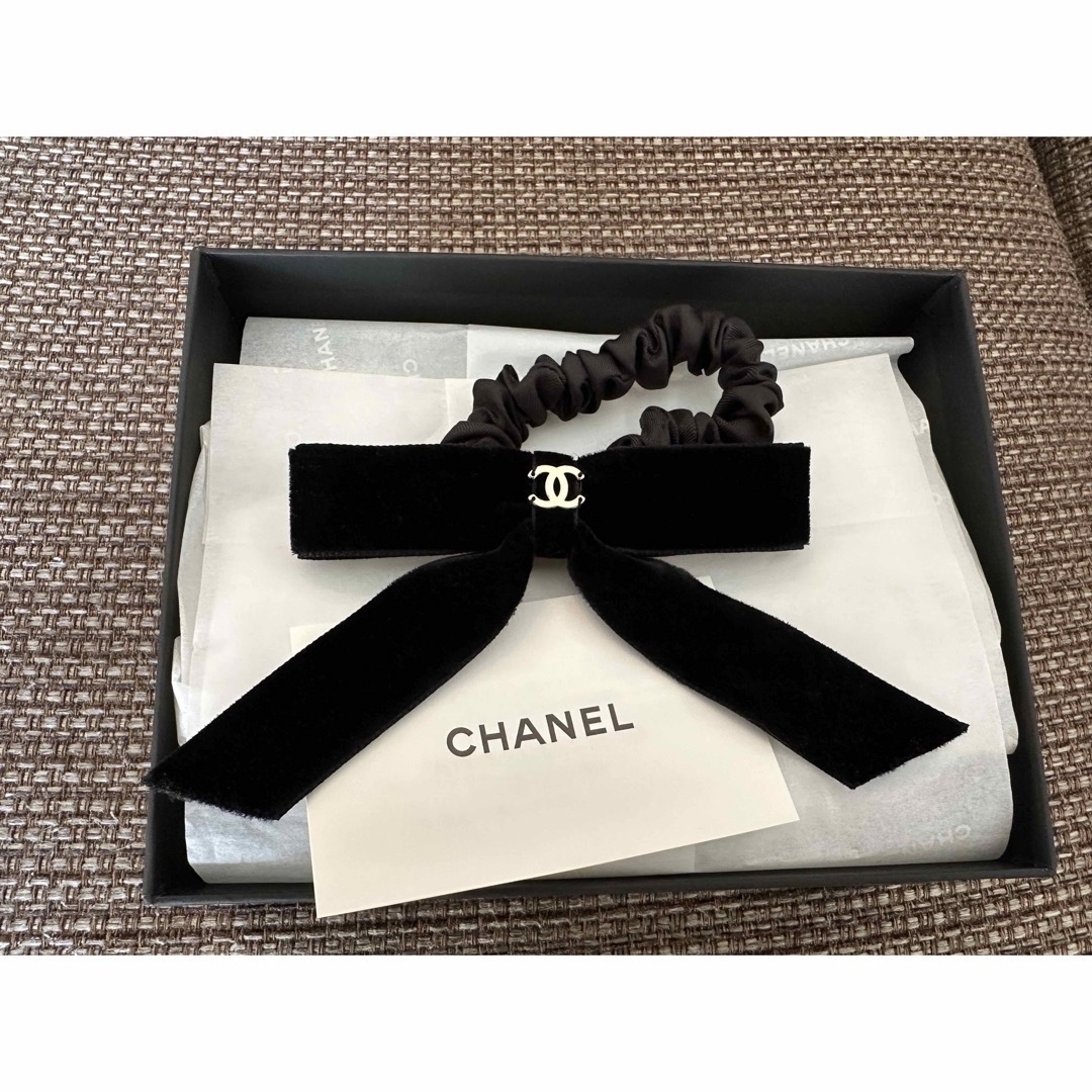 chanel ベロア リボン シュシュ バレッタ-