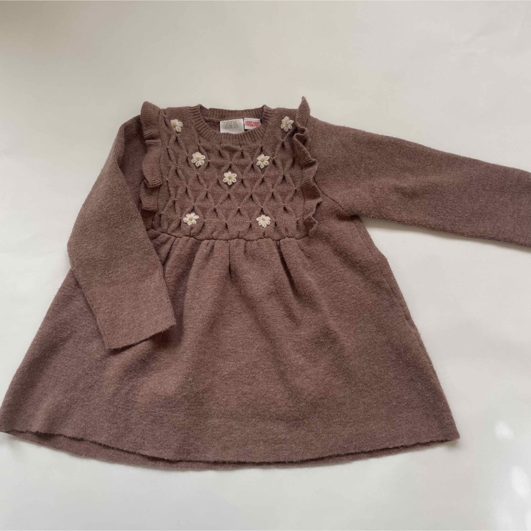 ZARA KIDS(ザラキッズ)のzara ワンピース　12-18m キッズ/ベビー/マタニティのベビー服(~85cm)(ワンピース)の商品写真