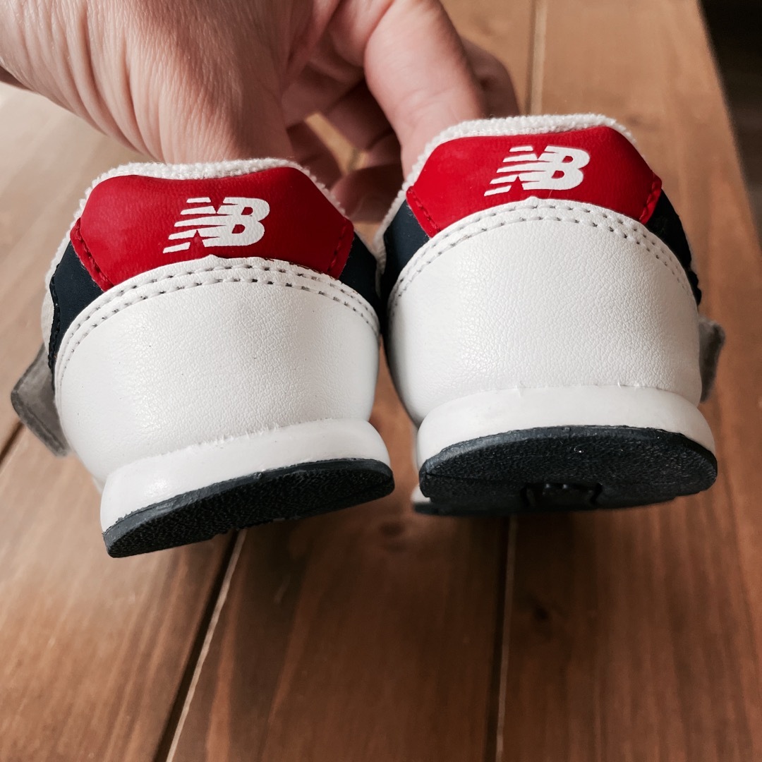 New Balance(ニューバランス)の【値下げ】ニューバランス　12.0cm キッズ/ベビー/マタニティのベビー靴/シューズ(~14cm)(スニーカー)の商品写真