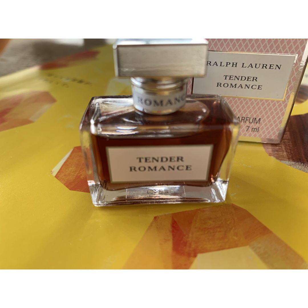 Ralph Lauren(ラルフローレン)のRalph Lauren 7mlミニ香水　tender romance  コスメ/美容の香水(香水(女性用))の商品写真