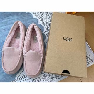 アグ モカシン（ピンク/桃色系）の通販 300点以上 | UGGを買うならラクマ