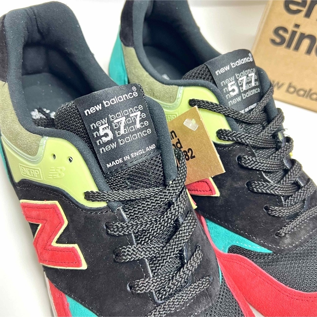 New Balance(ニューバランス)の28.5 新品 ニューバランス 海外限定 英国製 577 マルチカラー UK製 メンズの靴/シューズ(スニーカー)の商品写真