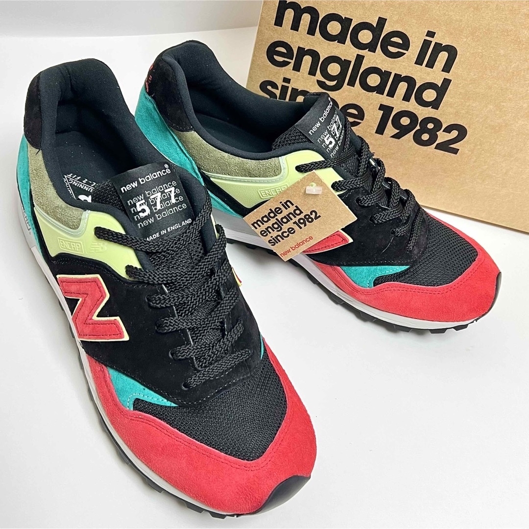 New Balance(ニューバランス)の28.5 新品 ニューバランス 海外限定 英国製 577 マルチカラー UK製 メンズの靴/シューズ(スニーカー)の商品写真