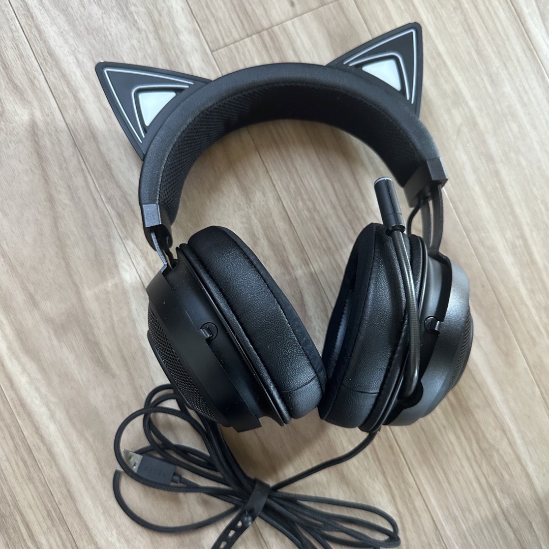 Razer(レイザー)のRazer Kraken Kitty Black ネコミミヘッドセット スマホ/家電/カメラのオーディオ機器(ヘッドフォン/イヤフォン)の商品写真