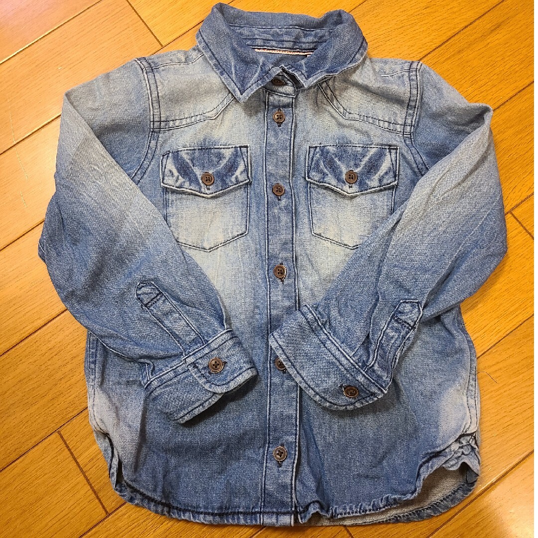 NEXT(ネクスト)のNEXT デニムシャツ キッズ/ベビー/マタニティのキッズ服男の子用(90cm~)(ブラウス)の商品写真