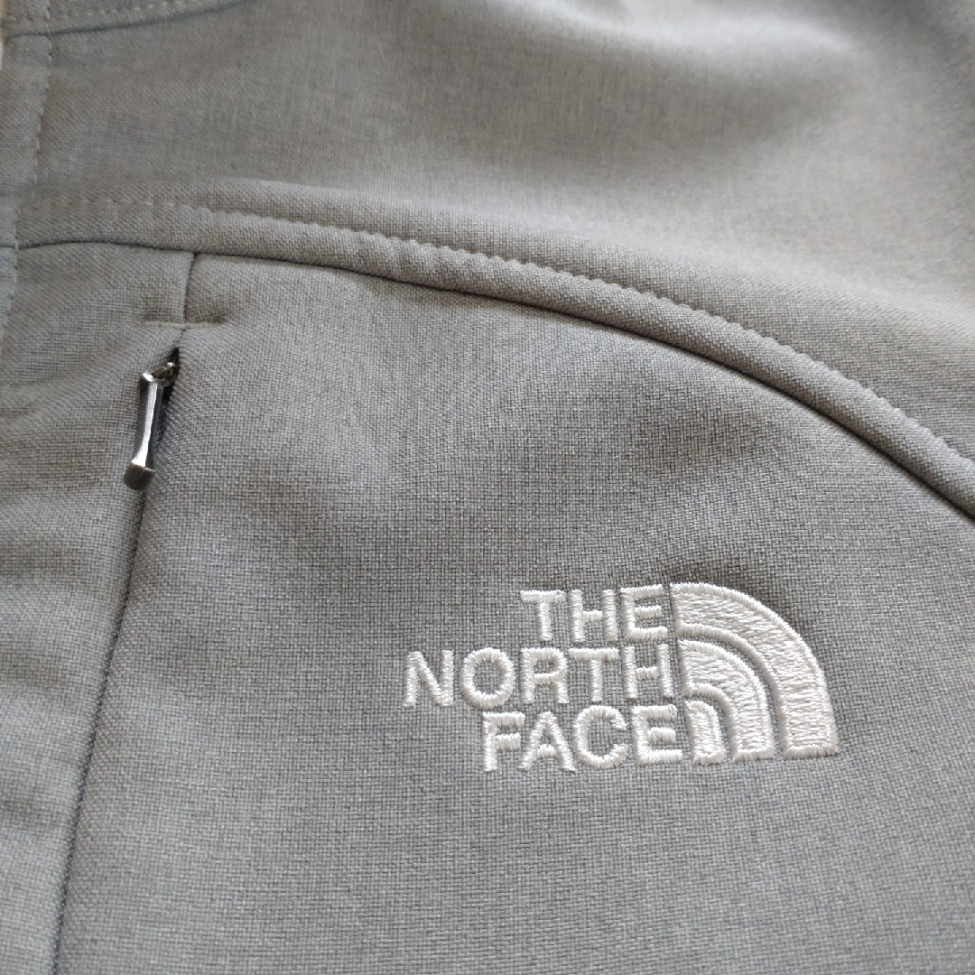 THE NORTH FACE(ザノースフェイス)のらんママ様専用　　THE NORTH FACE　ザノースフェイスジャケット レディースのジャケット/アウター(ノーカラージャケット)の商品写真