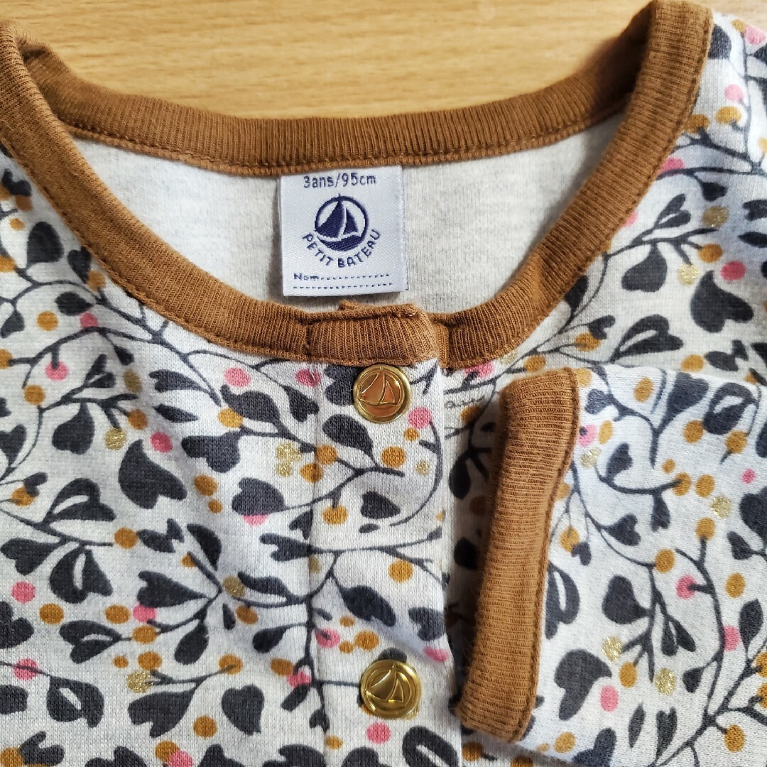 PETIT BATEAU(プチバトー)のプチバトー カーディガン 3ans/95cm キッズ/ベビー/マタニティのキッズ服女の子用(90cm~)(カーディガン)の商品写真