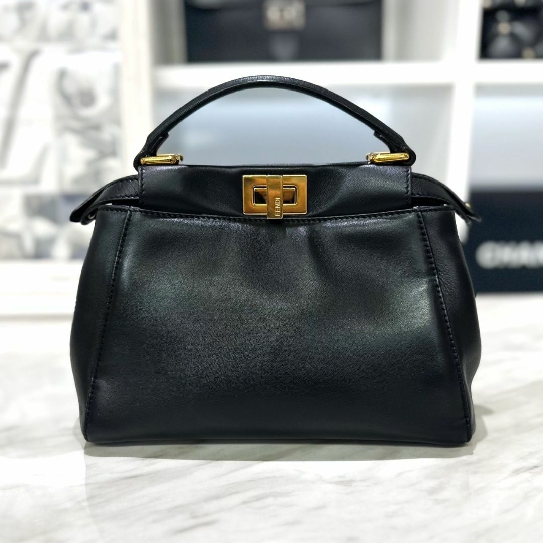 FENDI   美品 フェンディ ピーカブー ミニ 黒 レザー 2way