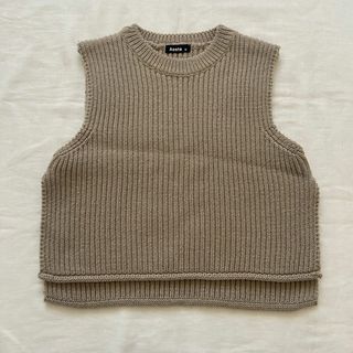 ザラキッズ(ZARA KIDS)のAosta ニットベスト　M(ニット)