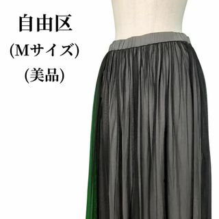 美品新品 ELLE とても美しいフレアスカート 38