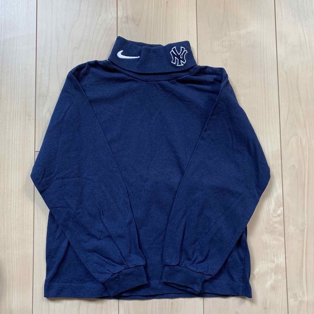 NIKE(ナイキ)のNIKE  ナイキ NY   キッズ　ロンT  6歳　140センチ、150センチ キッズ/ベビー/マタニティのキッズ服男の子用(90cm~)(Tシャツ/カットソー)の商品写真