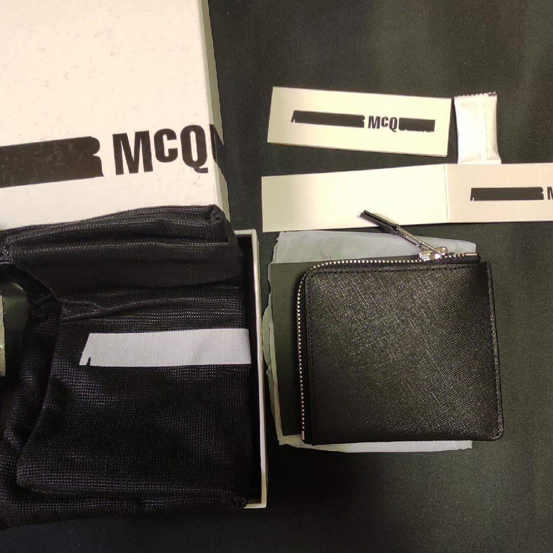 McQ(マックキュー)のアレキサンダーマックイーンMcＱ ジップアラウンド　ウォレット メンズのファッション小物(その他)の商品写真