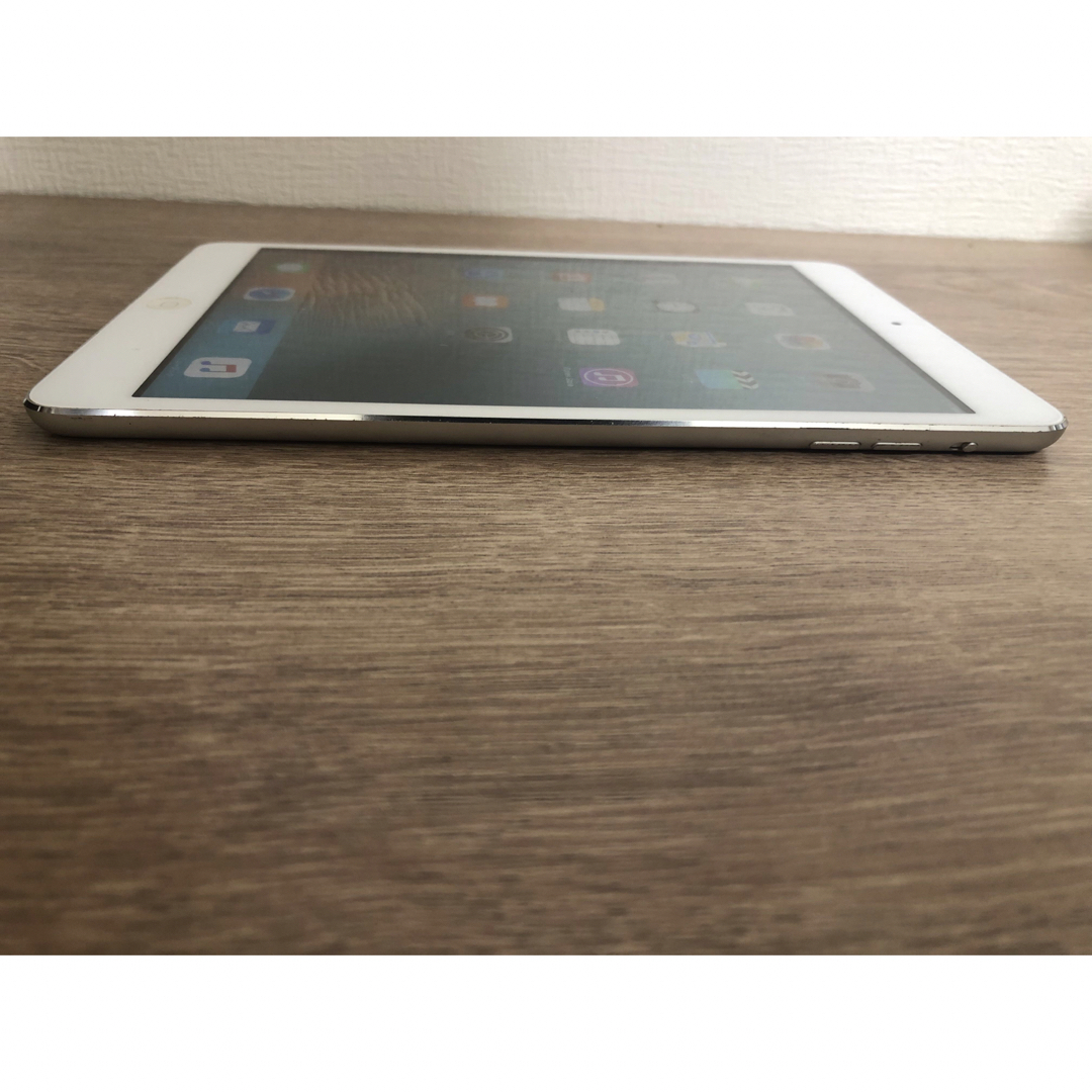 iPad(アイパッド)の最終値下げ　iPad mini 16gb Wi-Fiモデル スマホ/家電/カメラのPC/タブレット(タブレット)の商品写真