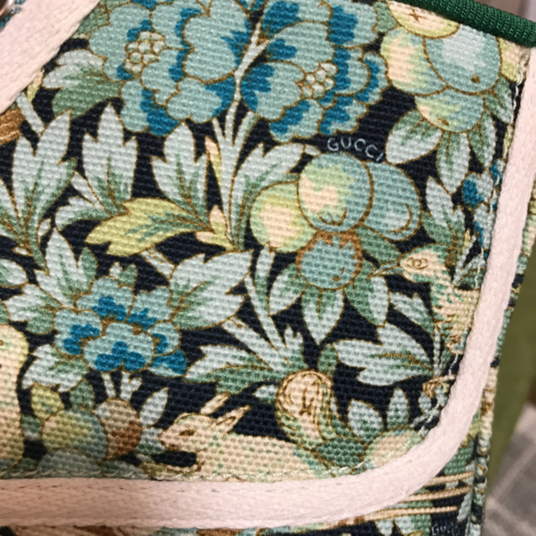 Gucci(グッチ)のGucci レディースの靴/シューズ(スニーカー)の商品写真