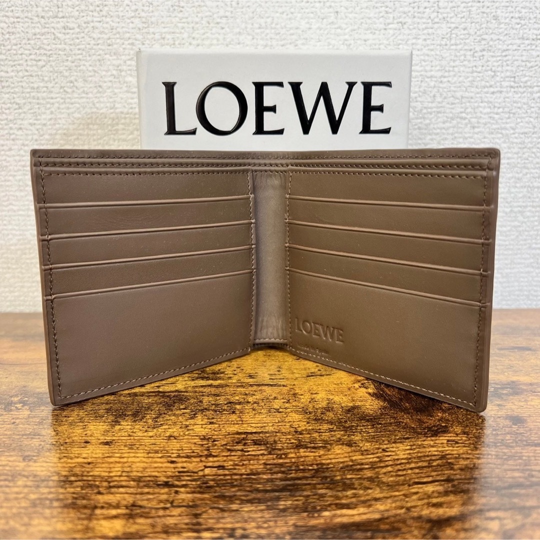 LOEWE(ロエベ)の【新品未使用】LOEWE ロエベ　クラシックレザー パズル ウォレット レディースのファッション小物(財布)の商品写真