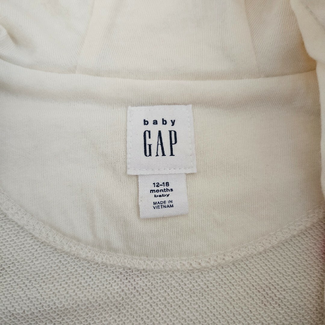 GAP(ギャップ)のGapパーカー キッズ/ベビー/マタニティのキッズ服女の子用(90cm~)(ジャケット/上着)の商品写真