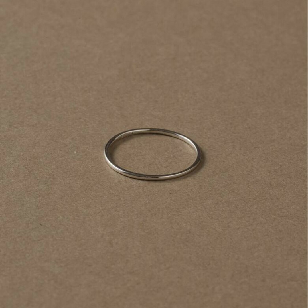 Lilas(リラ)のLilas リラ シンプルリングWG K10 11号 レディースのアクセサリー(リング(指輪))の商品写真