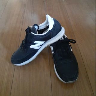 ニューバランス(New Balance)のNew Balance UL 720 AA(スニーカー)