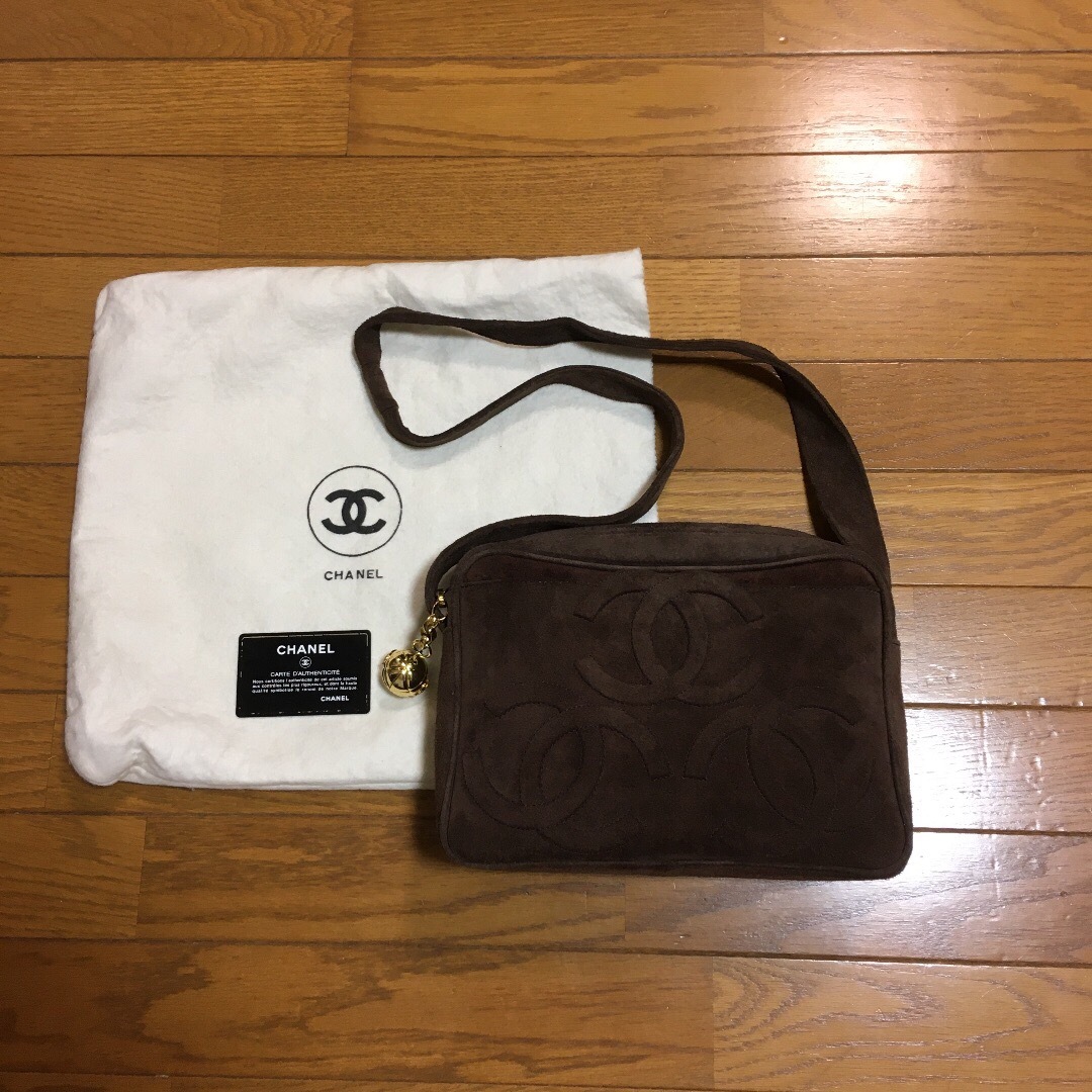 CHANEL(シャネル)の正規　CHANEL シャネル　ヴィンテージ　スエード　ショルダーバッグ レディースのバッグ(ショルダーバッグ)の商品写真