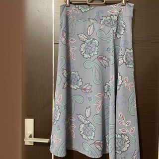 ローラアシュレイ(LAURA ASHLEY)のローラアシュレイ　ロングスカート　(ロングスカート)