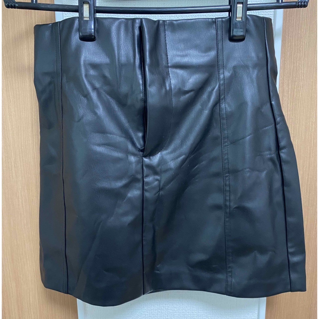 ZARA(ザラ)のZARA レザーミニスカート レディースのスカート(ミニスカート)の商品写真