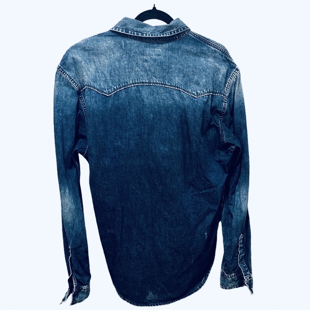 ZARA(ザラ)のZARA MAN ザラマンデニムウエスタンシャツ 濃紺色メンズ メンズのジャケット/アウター(Gジャン/デニムジャケット)の商品写真