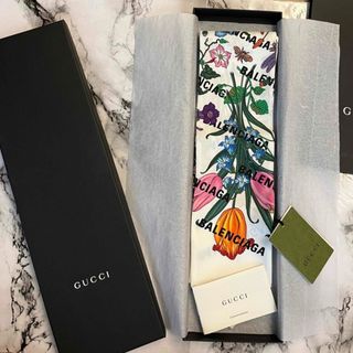 バレンシアガ(Balenciaga)の【新品未使用】GUCCI×BALENCIAGA  スカーフ　ハッカープロジェクト(バンダナ/スカーフ)