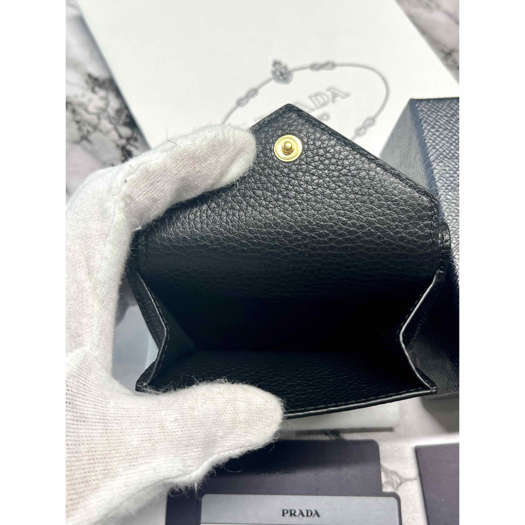 【新品未使用】01 PRADA プラダ　コンパクトウォレット　三つ折り財布