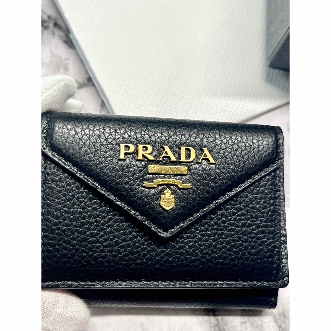 【新品未使用】01 PRADA プラダ　コンパクトウォレット　三つ折り財布