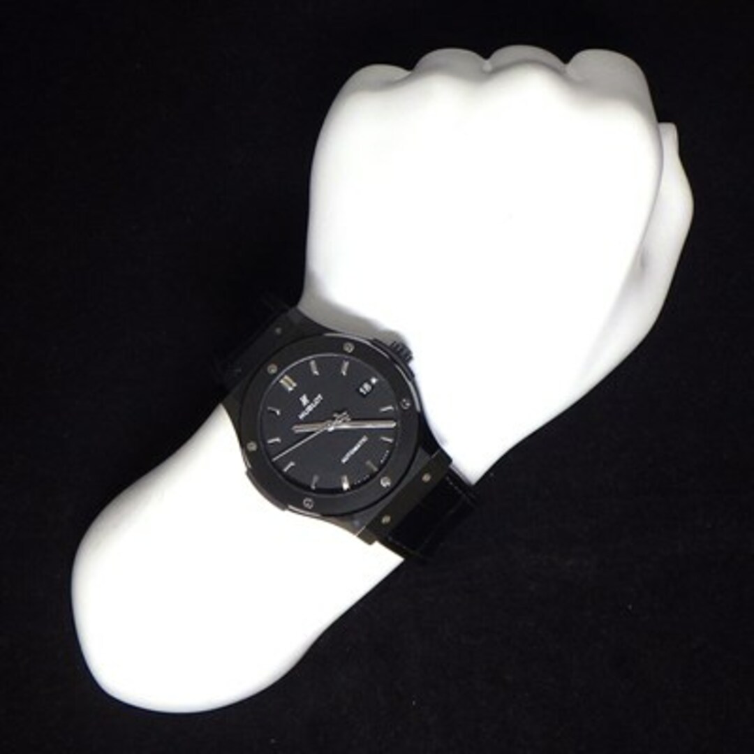ウブロ Hublot 腕時計 クラシック フュージョン ブラックマジック 45mm 511.CM.1171.RX デイト 裏スケ ビス ブラック文字盤 黒 サテン仕上げ セラミック チタン SS アリゲーターレザー&ラバーベルト 自動巻き 【中古】