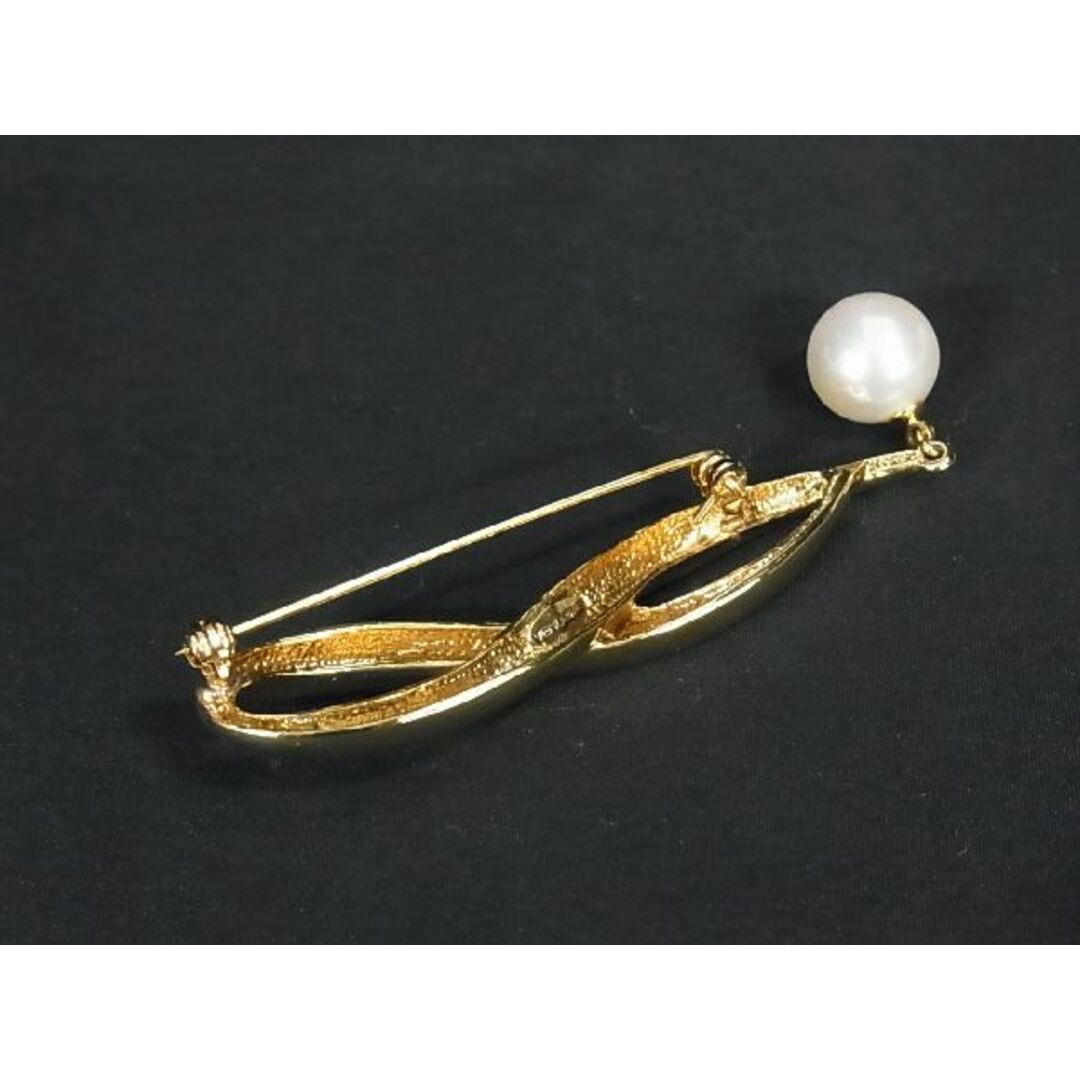 ヴァンドームブティック　真珠の首飾りのヨーキー　ピンブローチ　ヨークシャテリア