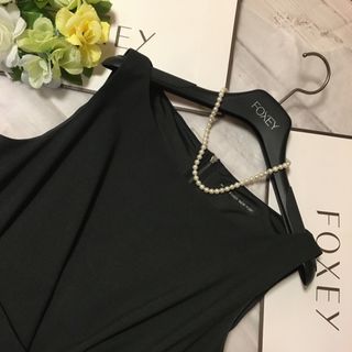 フォクシー(FOXEY)の✨美品　フォクシーワンピース✨(ロングワンピース/マキシワンピース)