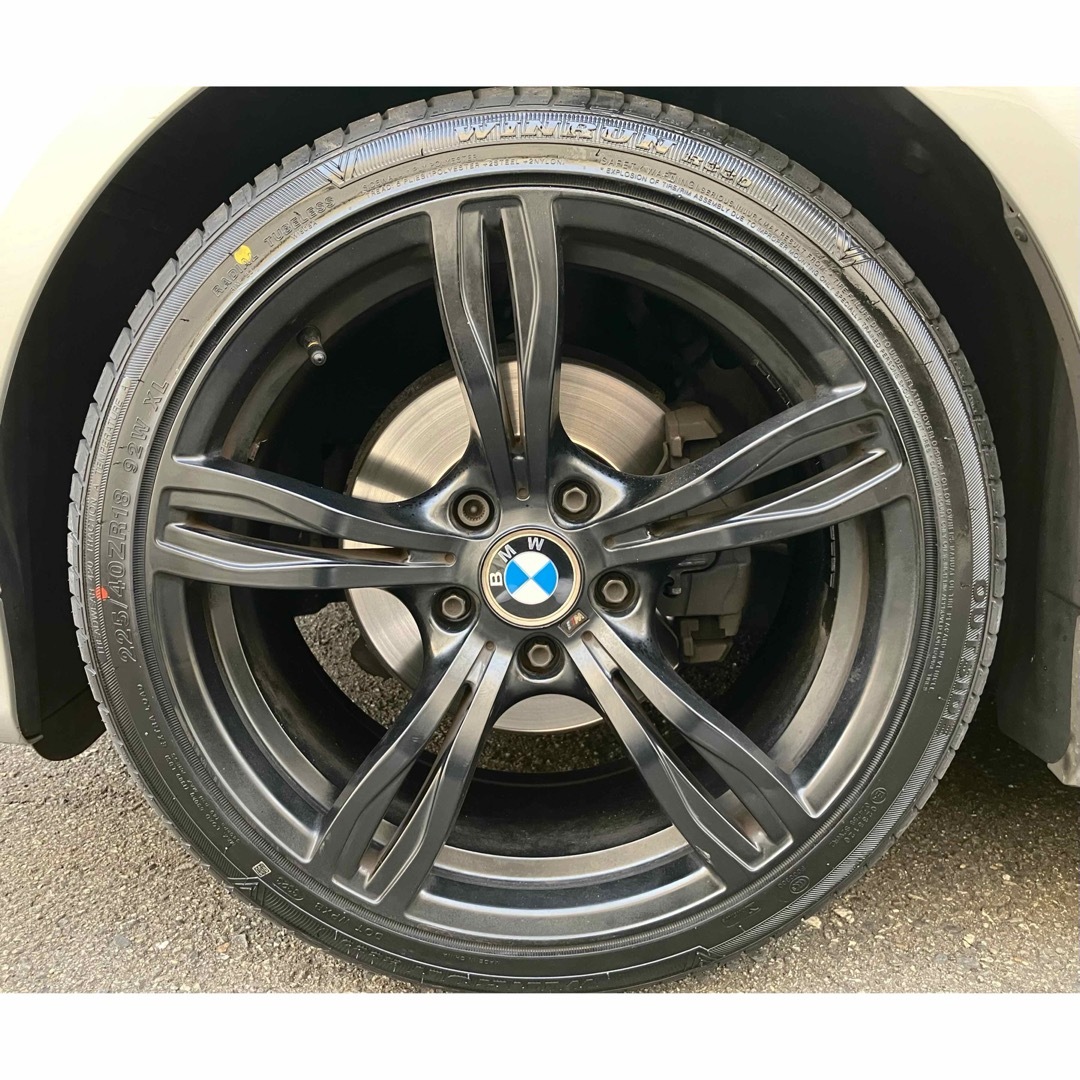 タイヤ新品　BMW E90 E91 F30 4本セット　PCD120  ブラック 自動車/バイクの自動車(タイヤ・ホイールセット)の商品写真