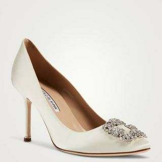 マノロブラニク(MANOLO BLAHNIK)のManolo Blahnik♡ Hangisi♡ サテンホワイト(ハイヒール/パンプス)