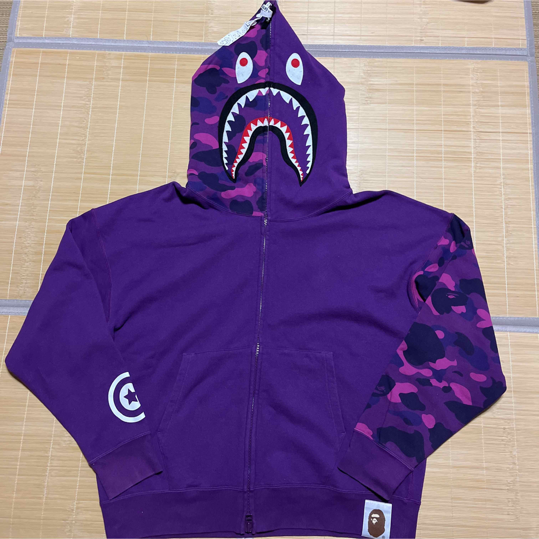 APE BAPE KAWS GIANT SHARK HOODIE パーカー　XL