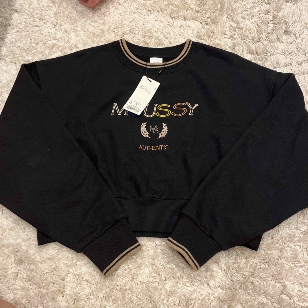 moussy(マウジー)のmoussy ショート丈スウェット レディースのトップス(トレーナー/スウェット)の商品写真