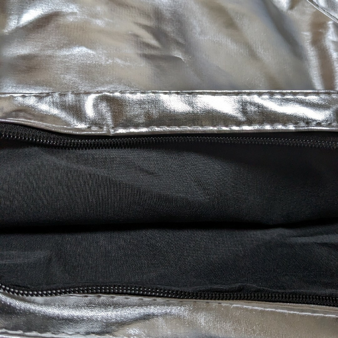 トートバッグ 大きめ オシャレレディース  マザーズバッグ 肩掛け シルバー レディースのバッグ(トートバッグ)の商品写真
