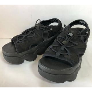 ナイキ(NIKE)の(極美品)NIKE AIRMAX KOKO エアマックスココ 26 黒(サンダル)