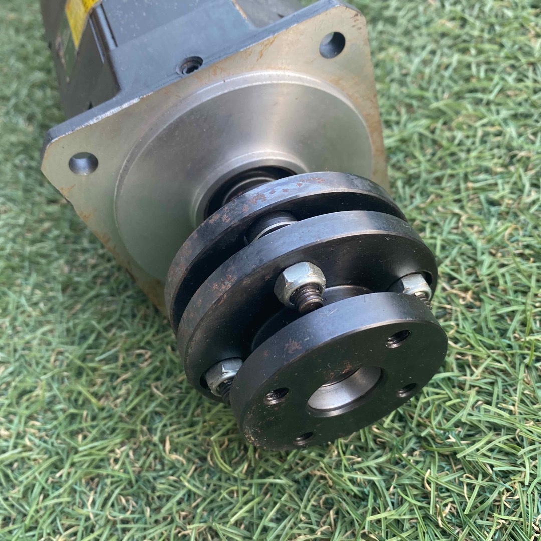 FANUC 1-0S/3000 A06B-0309-B002 サーボモーター FANUC 1-0S/3000 A06B-0309-B002 サーボモーター