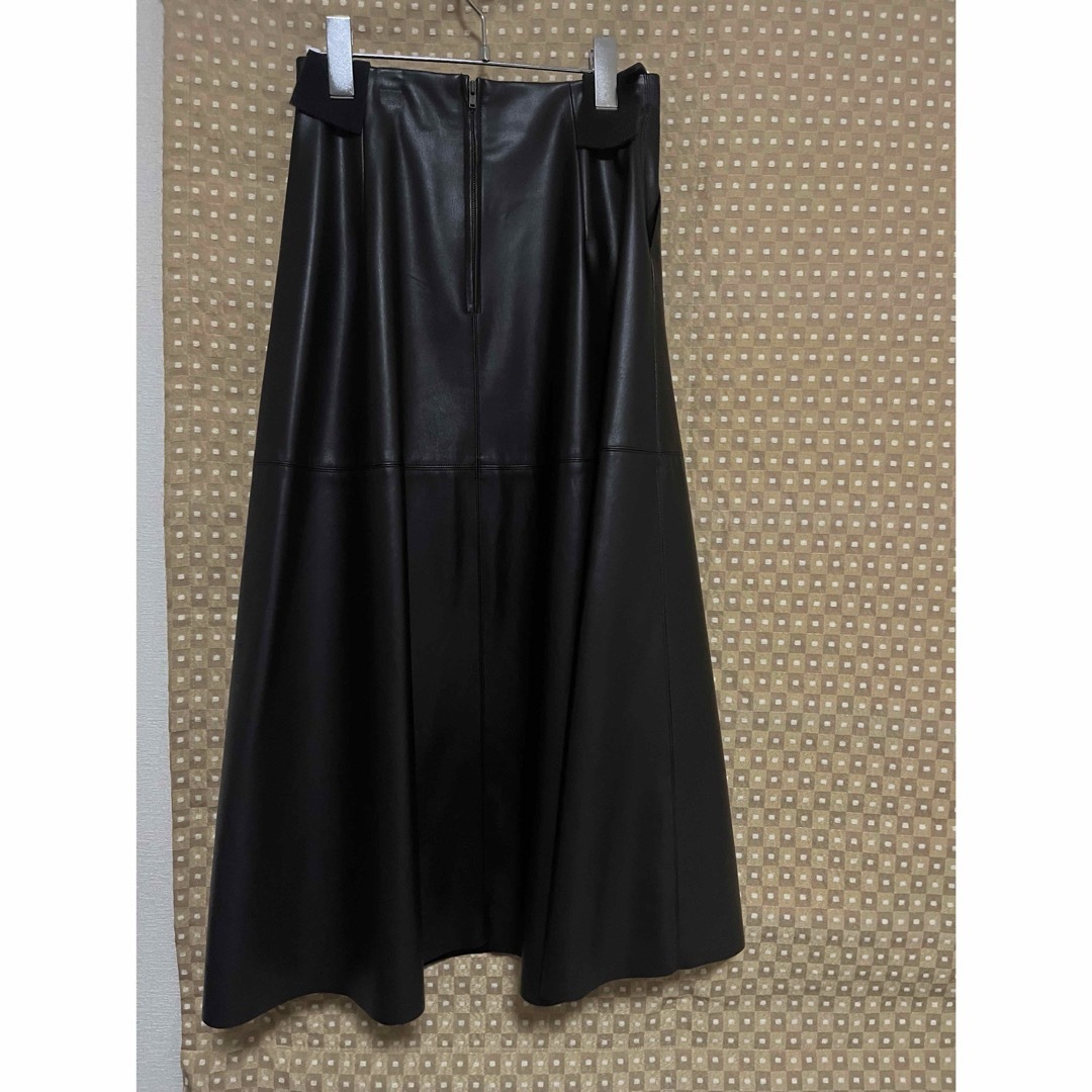 STUNNING LURE(スタニングルアー)のstunninglureレザーフレアスカート 値下げあり レディースのスカート(ロングスカート)の商品写真