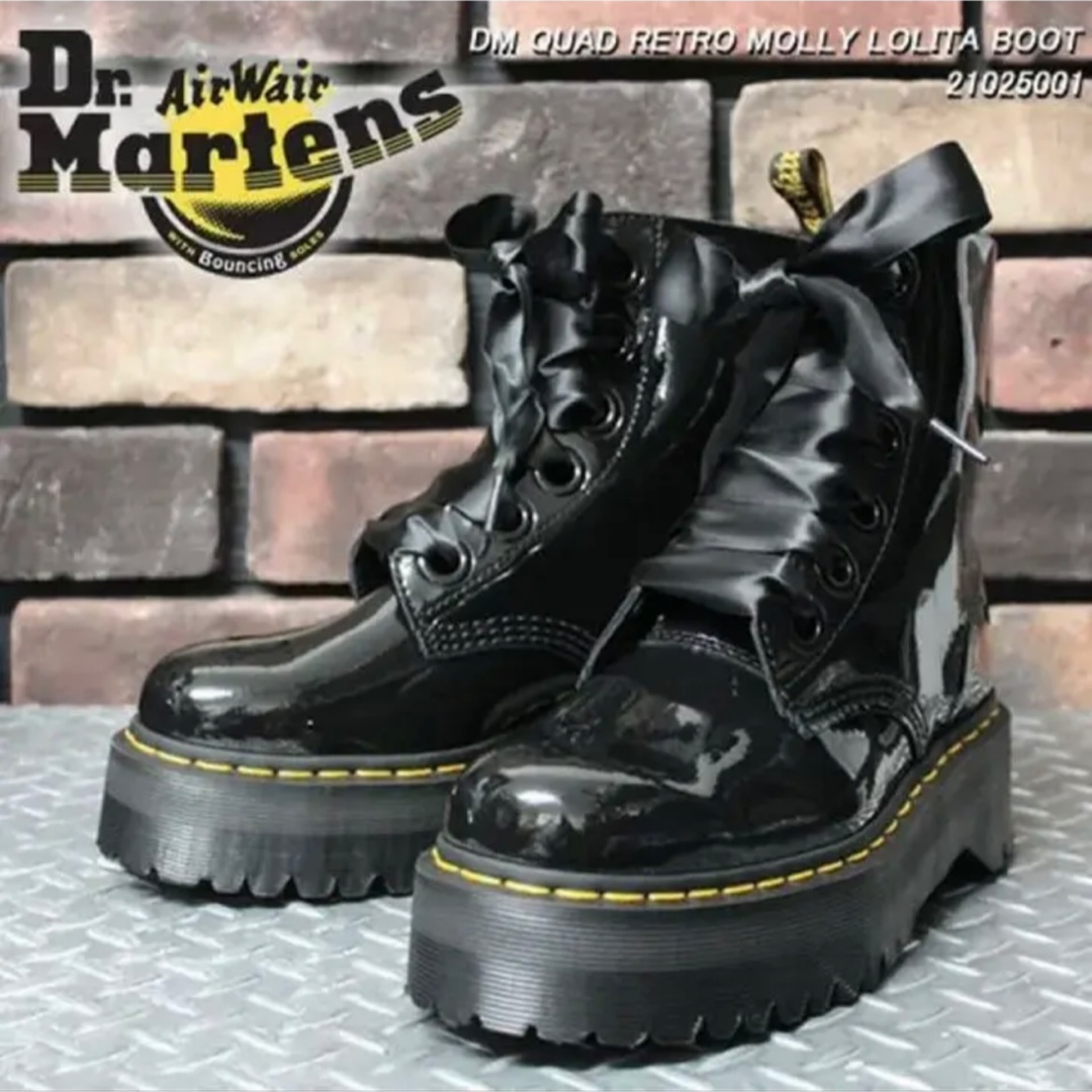 Dr.Martens(ドクターマーチン)のドクターマーチンDr.Martens MOLLY ６ホール レディースの靴/シューズ(ブーツ)の商品写真