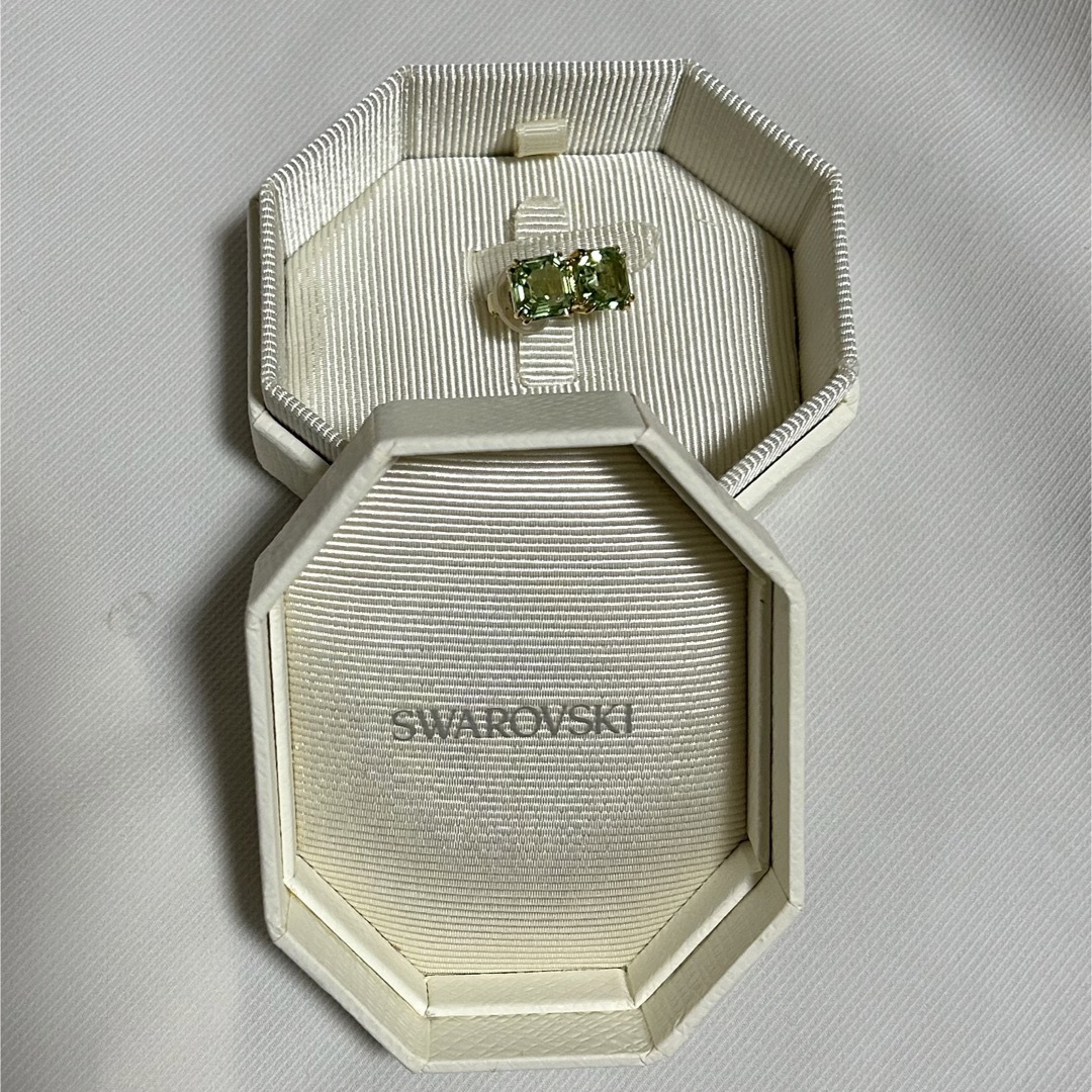 SWAROVSKI(スワロフスキー)のスワロフスキー　クリップイヤーカフ レディースのアクセサリー(イヤリング)の商品写真