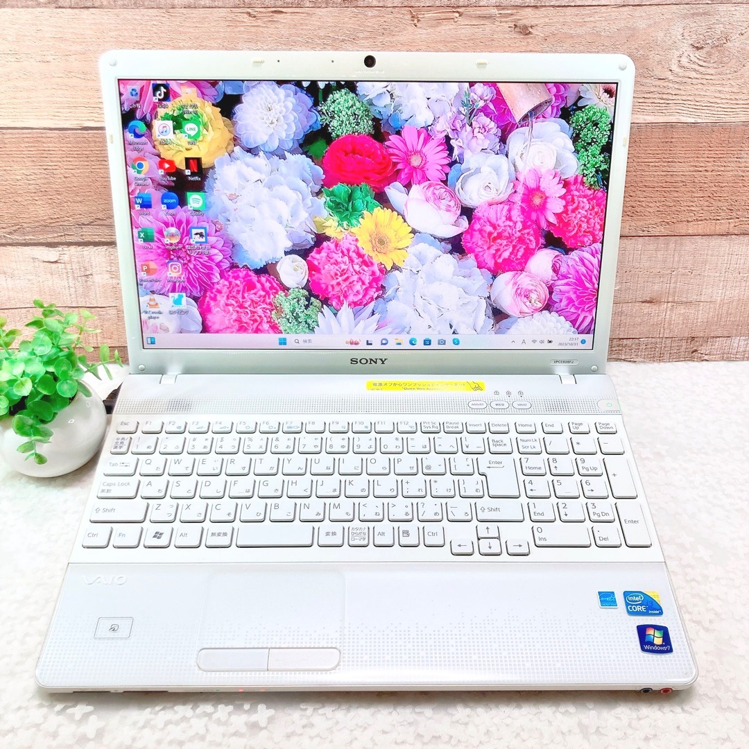 かわいい白VAIO❣️綺麗✨大容量640GB‼️WEBカメラ✨ノートパソコン☘️初心者