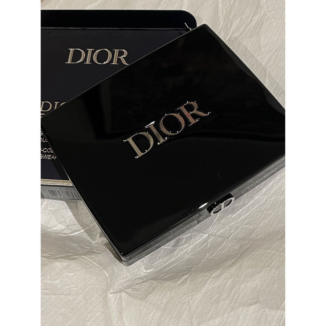 Dior(ディオール)のディオールショウ サンク クルール クリスマス コレクション 2023  コスメ/美容のベースメイク/化粧品(アイシャドウ)の商品写真