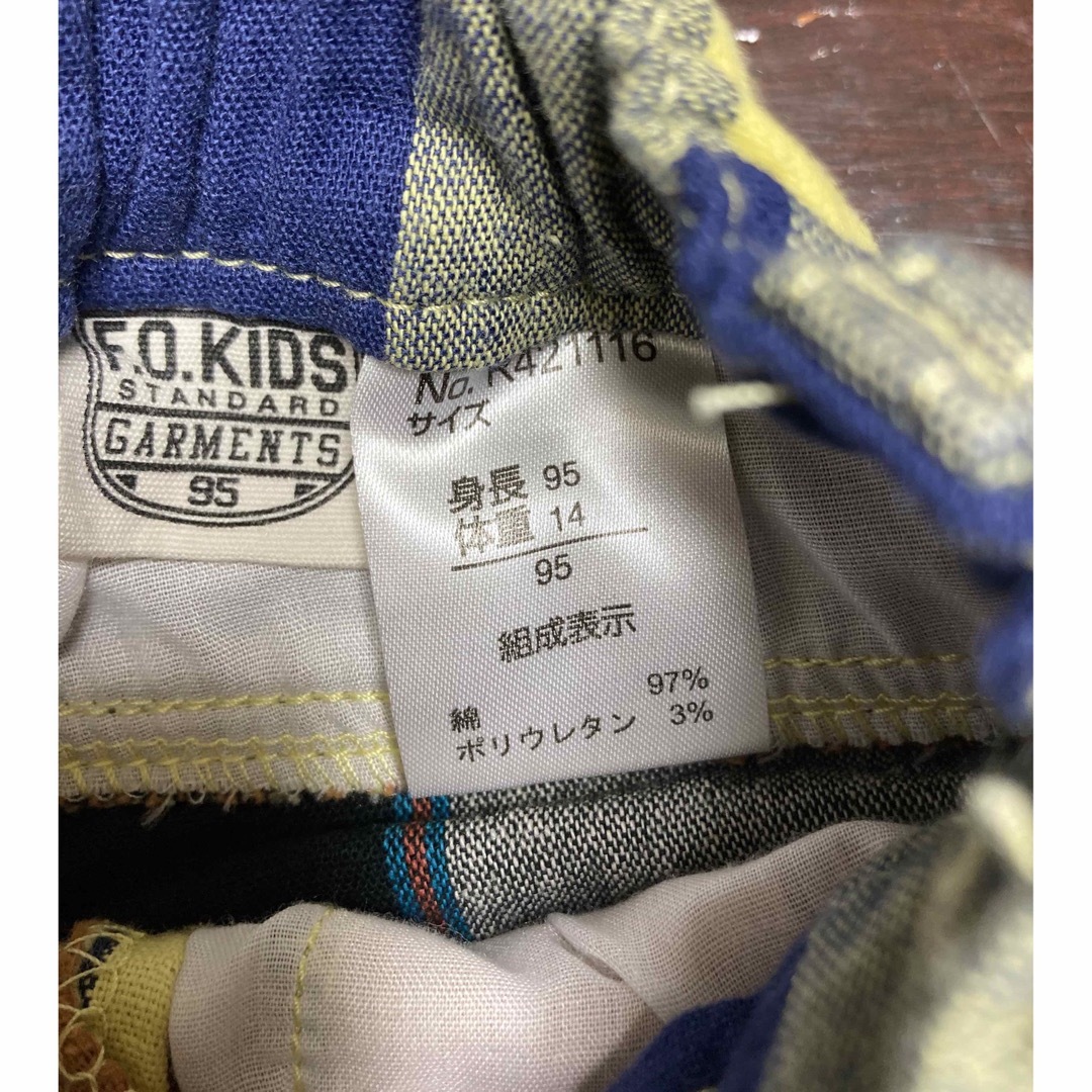 F.O.KIDS(エフオーキッズ)の【新品未使用】エフオーキッズ　チェックスキニーパンツ　サイズ95 キッズ/ベビー/マタニティのキッズ服男の子用(90cm~)(パンツ/スパッツ)の商品写真