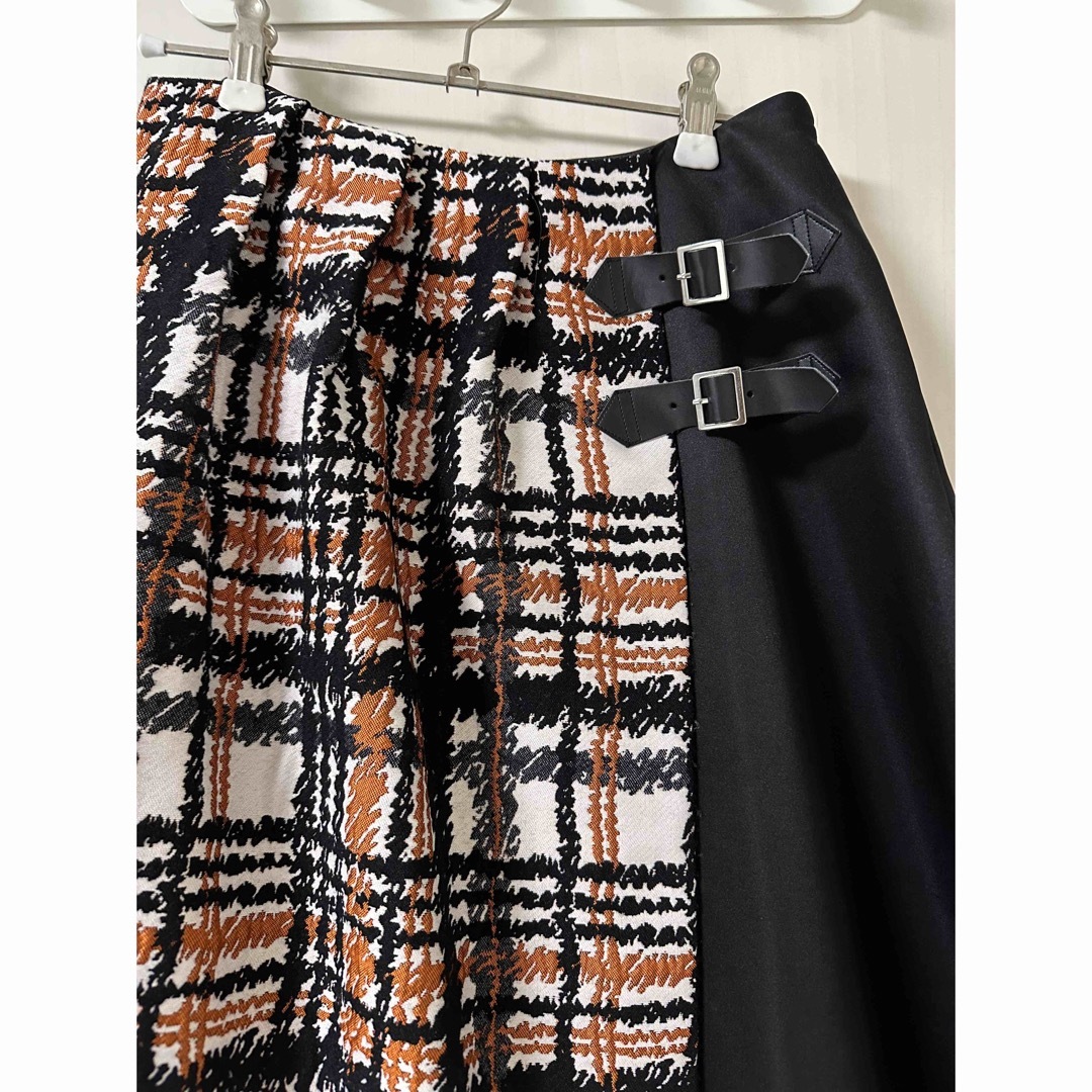 Chesty(チェスティ)のChesty チェスティ　巻きスカート風ジャガードスカート レディースのスカート(ひざ丈スカート)の商品写真