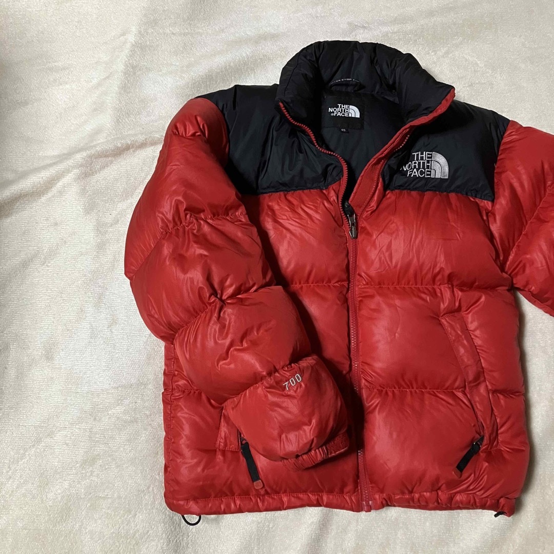 THE NORTH FACE(ザノースフェイス)の【XSサイズ】ノースフェイス　700　ダウンジャケット　赤　韓国 メンズのジャケット/アウター(ダウンジャケット)の商品写真